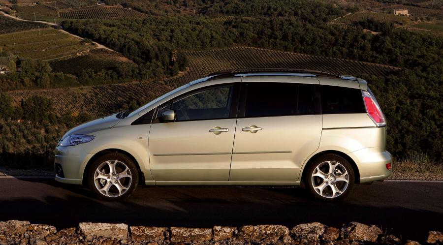  Mazda5 2006 года  (фото 17 из 129)